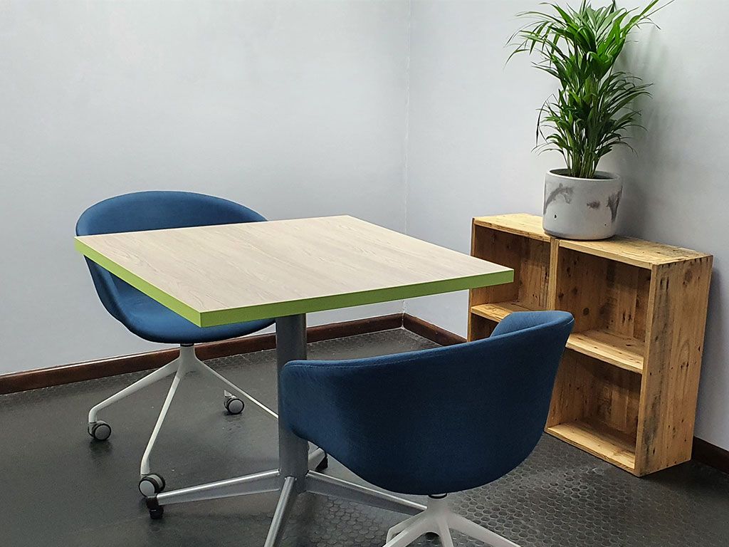 [1440-HD] HOT DESK Co-Working Space in Kuils River (daily rental) (1 Day)